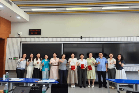 筑牢教学基本功 蓄力成长新起点 —— 诸侯快讯网址ok1133成功开展新进教师试讲考核工作
